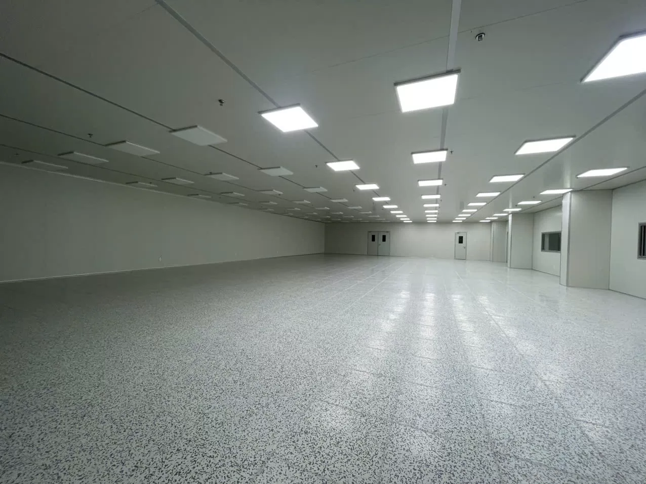 Cho thuê nhà xưởng 1.300m² trong KCN Bến Cát Bình Dương